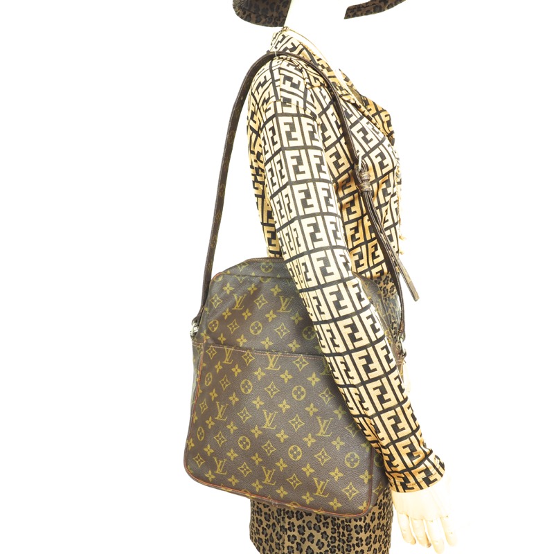 Louis Vuitton, Bags, Authentic Louis Vuitton Monogram Marceau Gm Shoulder  Bag Cross Body