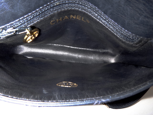 chanel vintage quilted belt bag