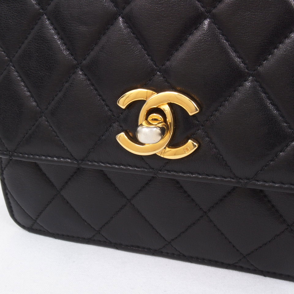 chanel envelope clutch with chain