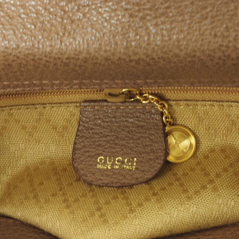 Vintage Gucci M Size Box Suede Bamboo Shoulder Strap Hand Bag - Nina Furfur  Vintage Boutique