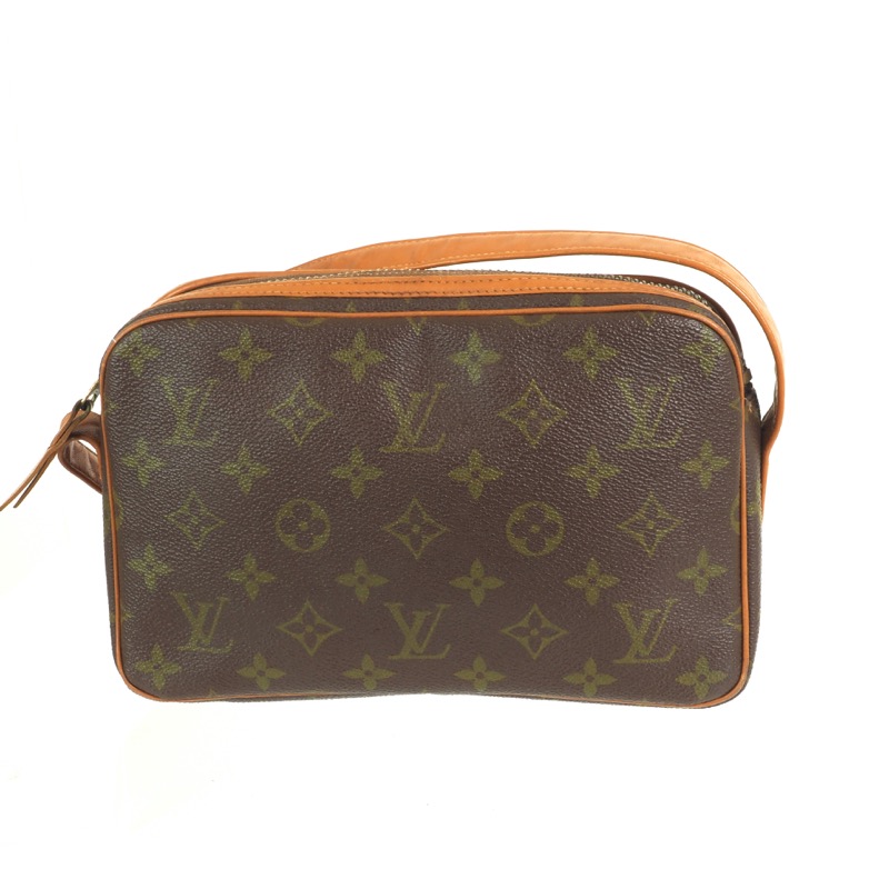 Louis Vuitton Leather - 3,556 For Sale on 1stDibs
