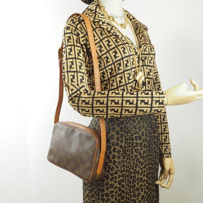 Vintage Louis Vuitton 2 Nickel Cuff Inlay — Lisa Zipperer Designs
