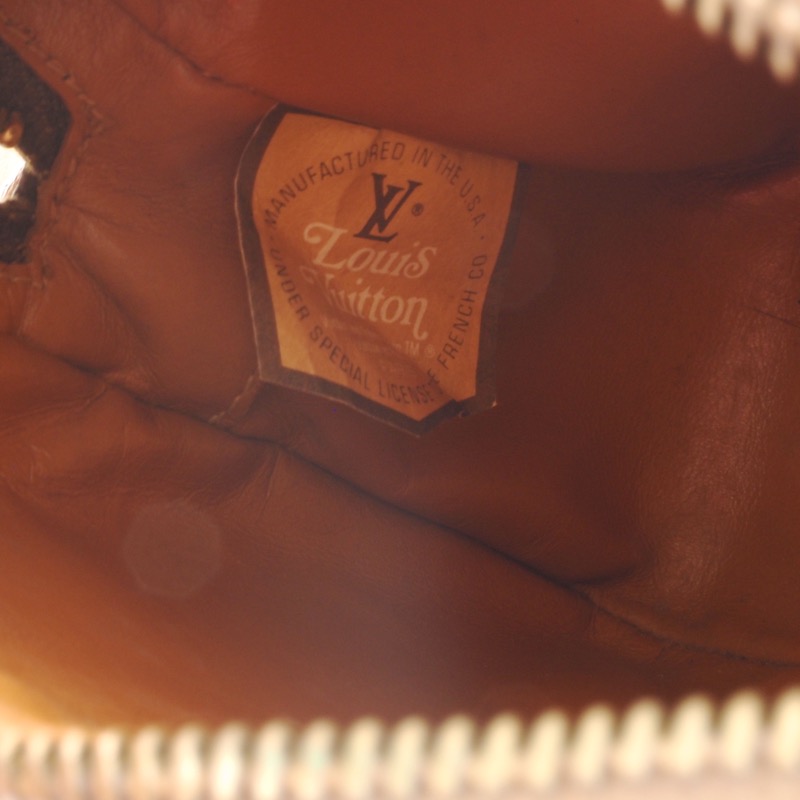 Vintage Louis Vuitton LV Pochette Secret M45484 Rare Shoulder Bag - Nina  Furfur Vintage Boutique